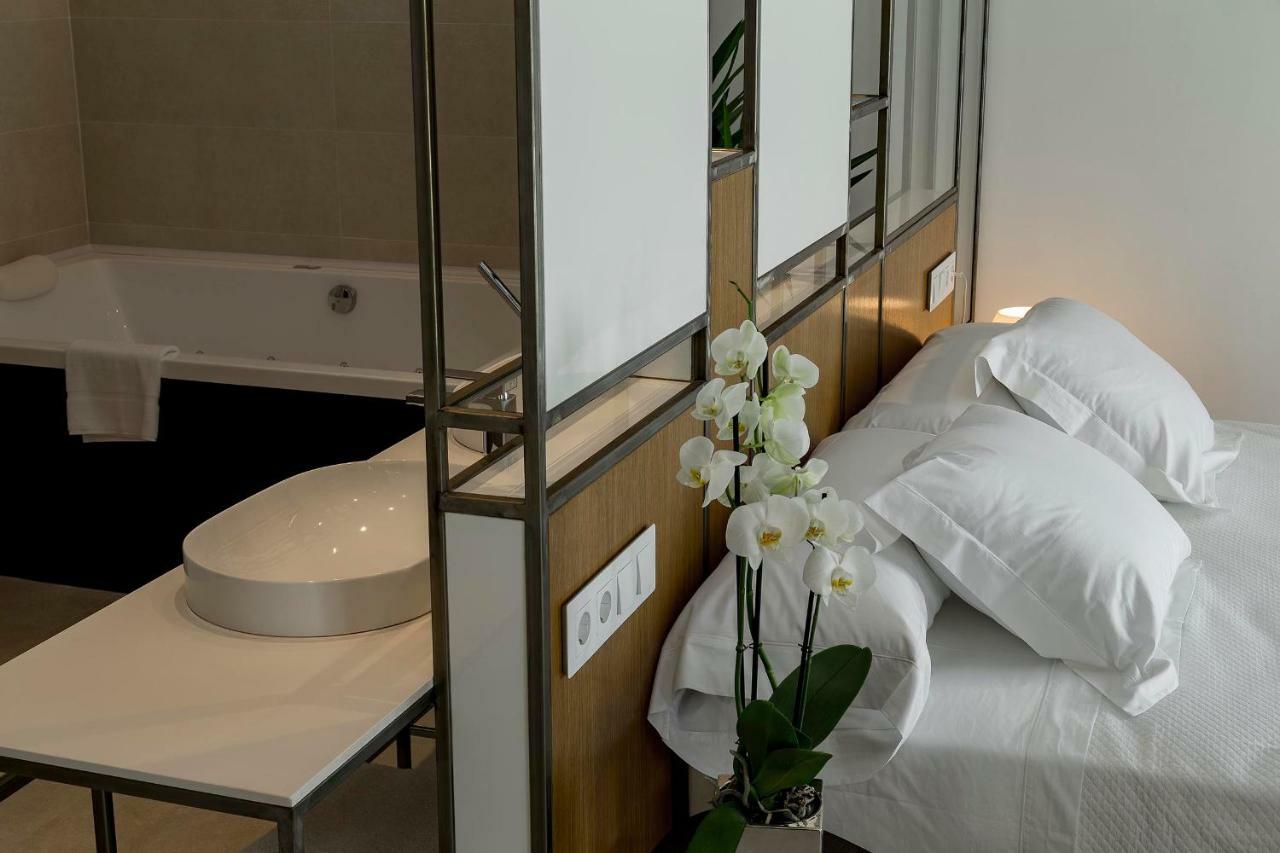 Vinatea Suites Morella Exterior foto